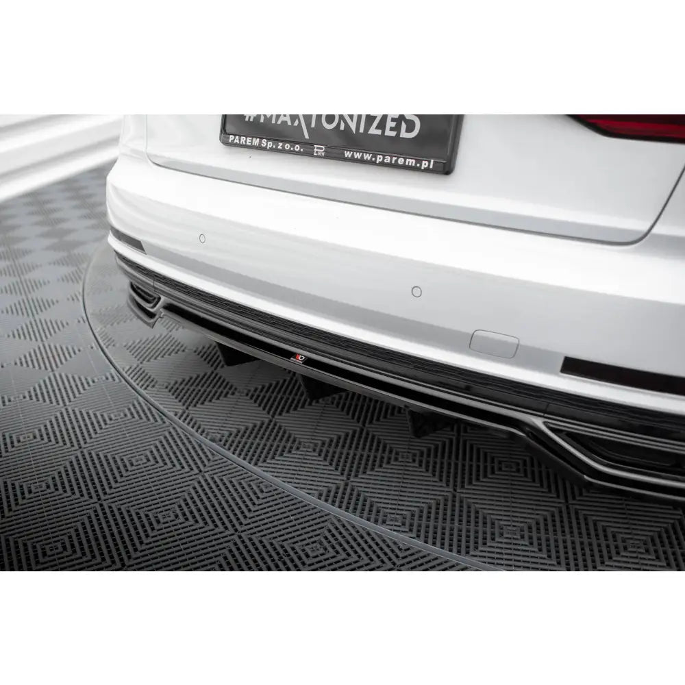 Diffuser Audi A8 S-line D5 - 5