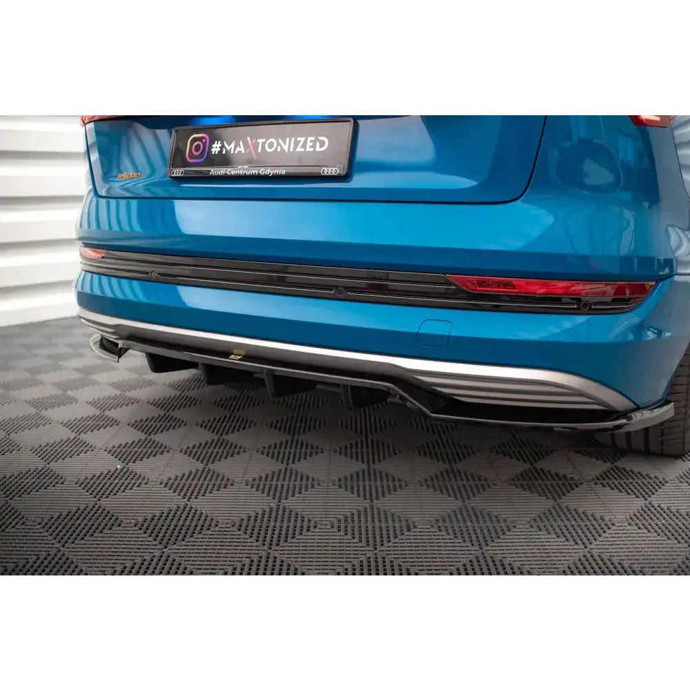 Diffuser (central Rear Splitter) - Audi E-tron 18-22 - 5