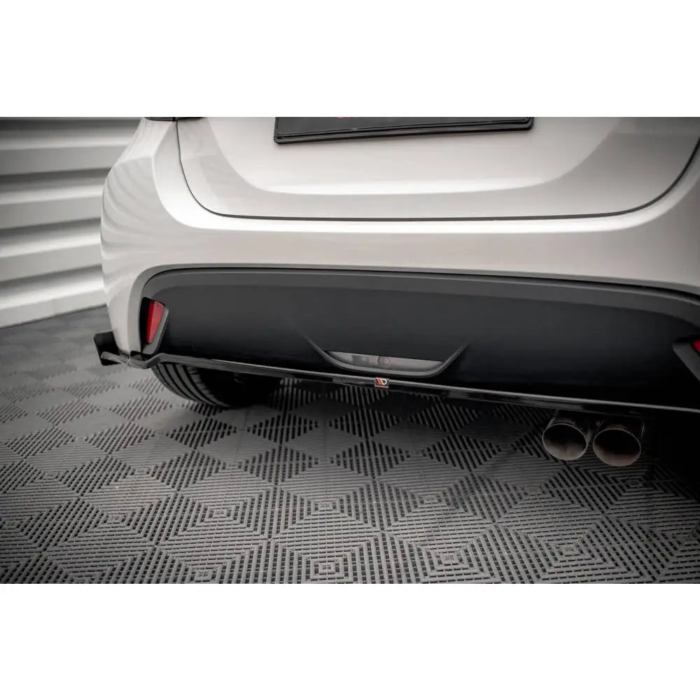 Diffuser V.1 + Flaps - Toyota Yaris Mk4 19- - 3