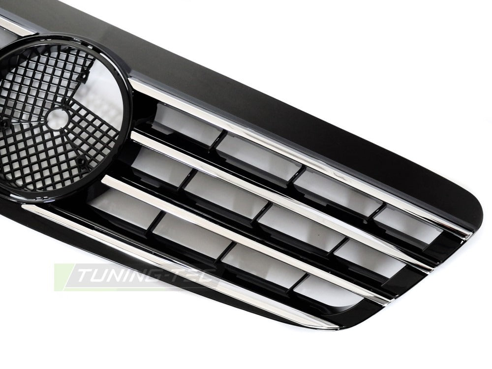 Grill Mercedes S-Klasse W220 98-02 sett fra siden, struktur synlig.