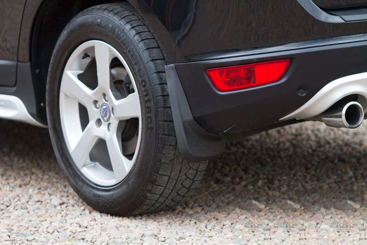 Ven-Tuning skvettlapp til Volvo XC60 I – svart ABS-materiale