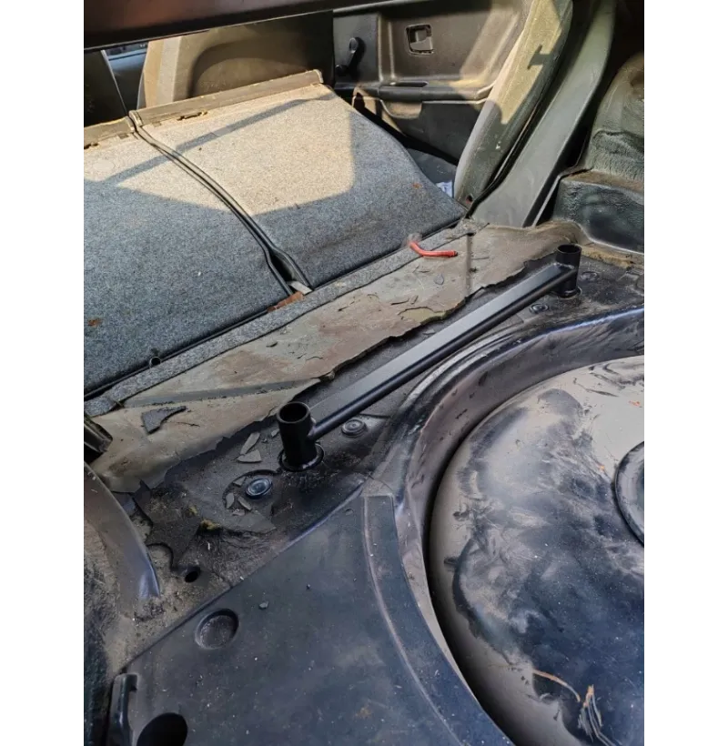 BMW E36 avstiver bakre nedre med høyfaste monteringsbolter inkludert