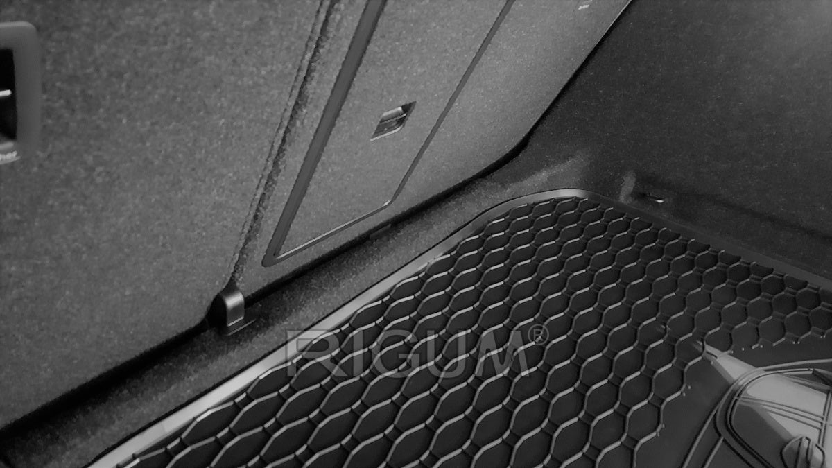 Rigum bagasjeromsmatte til Skoda Superb III Liftback – olje- og bensinbestandig