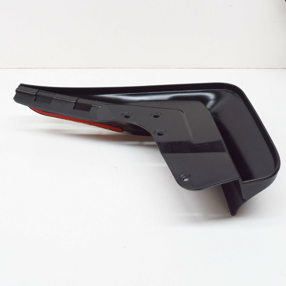 Skvettlapp Mercedes ML (W166) (2011-2015) – ABS | Mercedes OEM - nærbilde