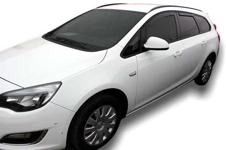 Heko vindavviser til Opel Astra J Sports Tourer – røykfarget design