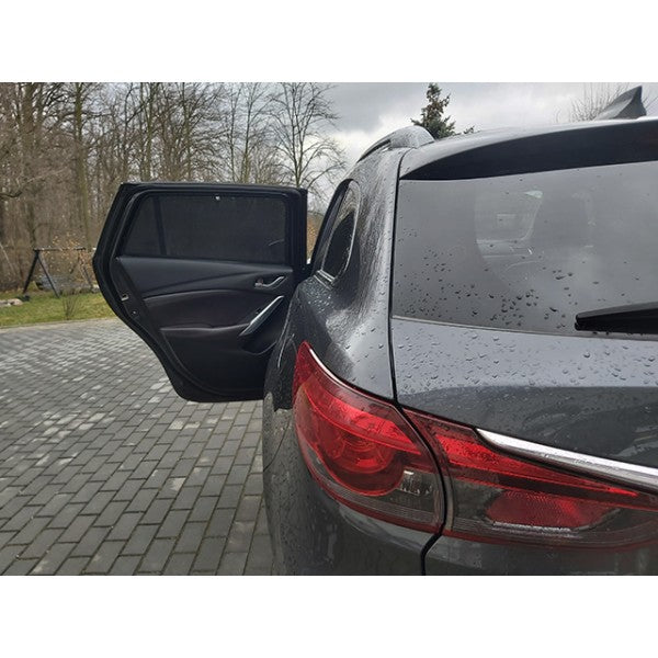 Solskjerm Mazda 6 (GJ/GL) Stasjonsvogn III (2012-2024) (4 stk) - sett forfra