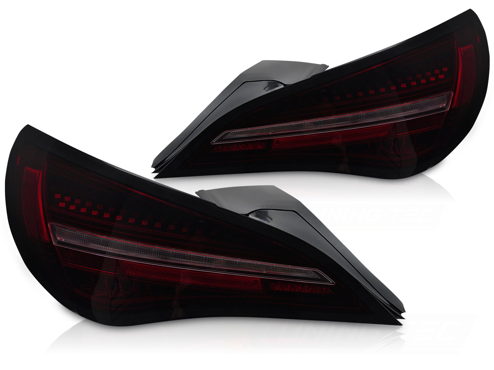 Baklykter Mercedes CLA C117 2013–2016 svart/rød smoke, dynamisk blink (SEQ) – LDMEG3