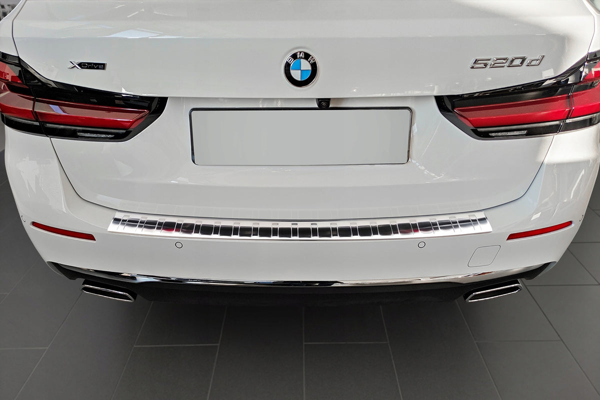 Avisa bakfangerbeskytter til Bmw 5 (G31) Touring – krom børstet finish