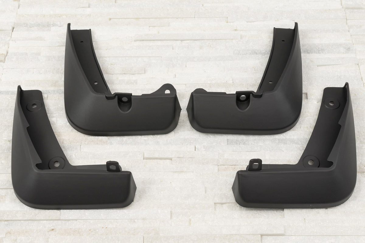 Ven-Tuning skvettlapp til Mazda 3 IV (BP) SEDAN – ABS-materiale