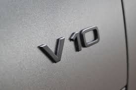 Emblem Audi V10 Sport Black Edition - sett bakfra