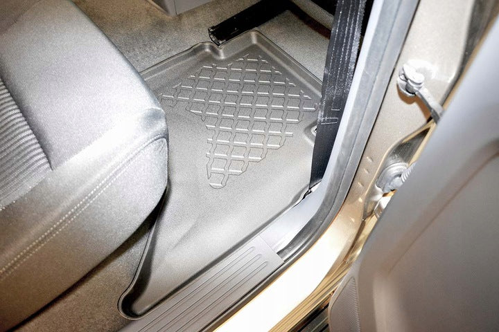Gulvmatter Ford Ranger (2012-2015) – TPE antiskli luktfrie gummi - nærbilde