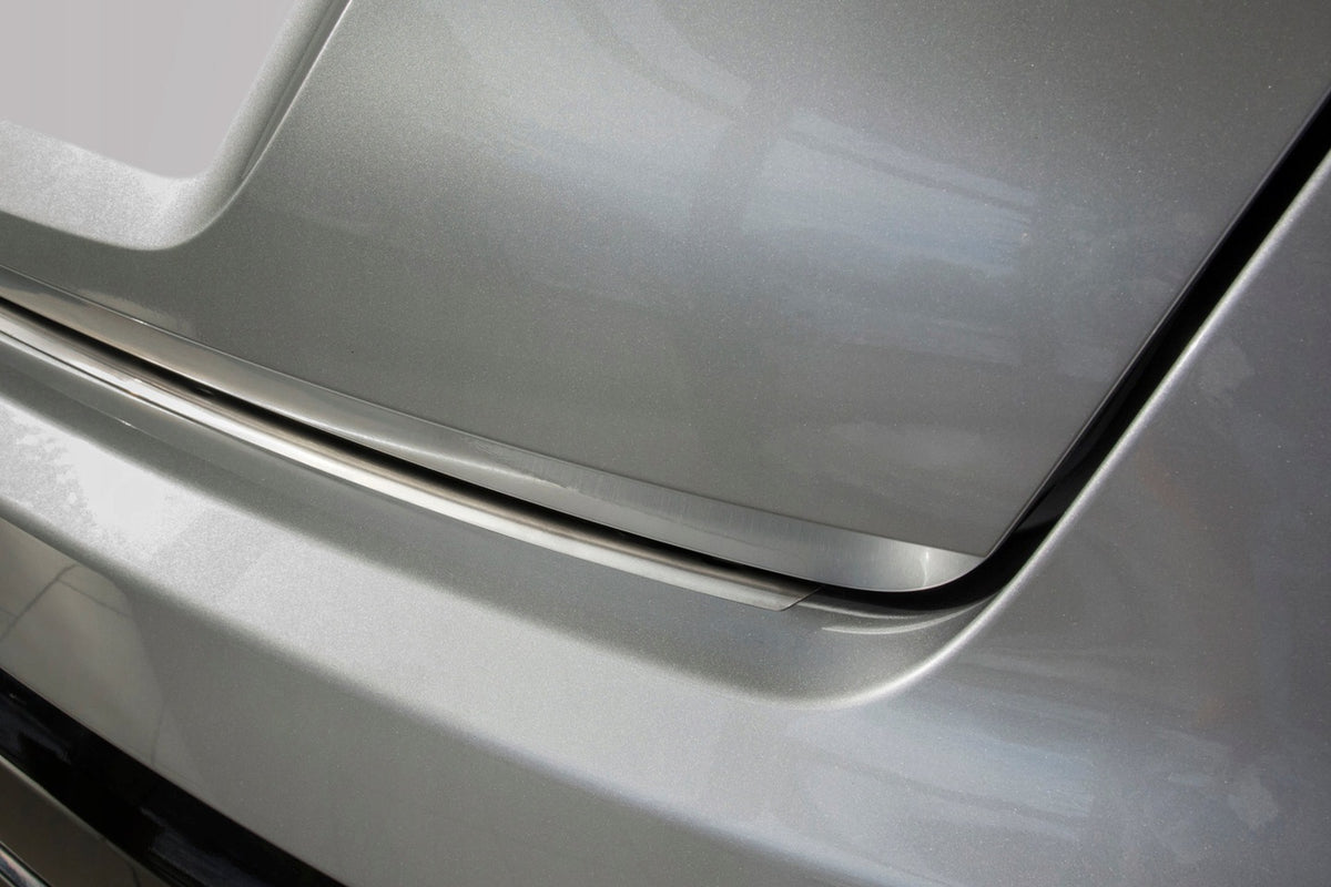 Bakfangerbeskytter Honda Civic IX hatchback (facelift) (2015-2016) – Rustfritt stål - detaljer