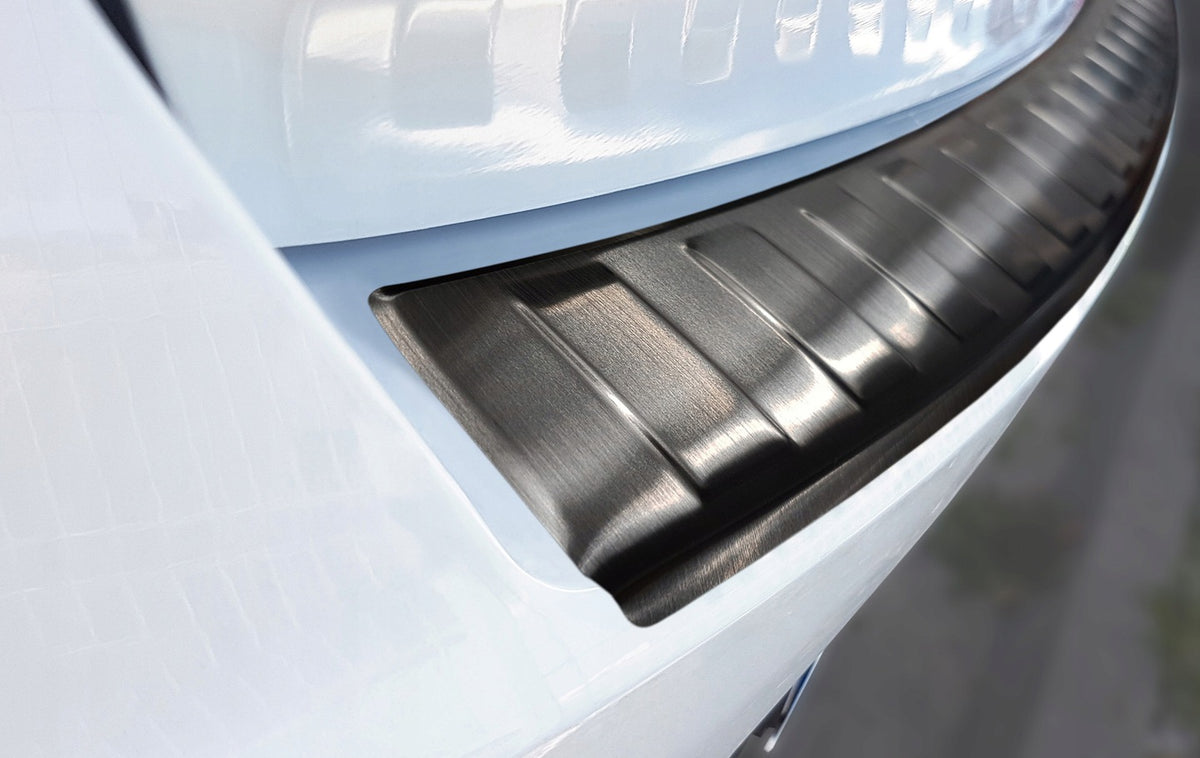Bakfangerbeskytter Hyundai i30 III Hatchback Facelift (2020-) – Rustfritt stål - detaljer