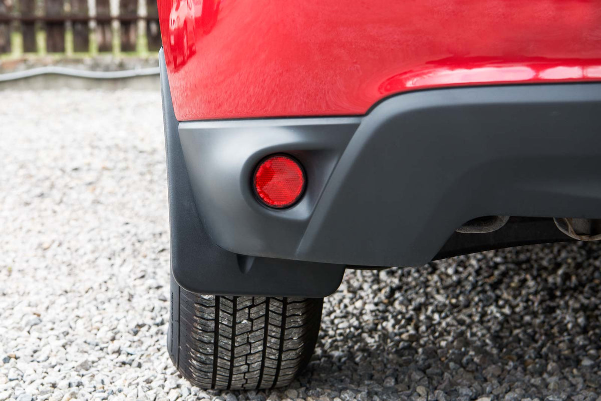 Ven-Tuning skvettlapp til Mitsubishi ASX I – monteringssett inkludert