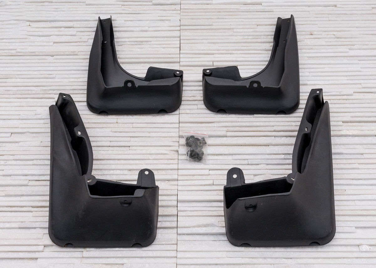 Ven-Tuning skvettlapp til Bmw 1 E81 E82 E87 E87n E88 – beskyttende ABS
