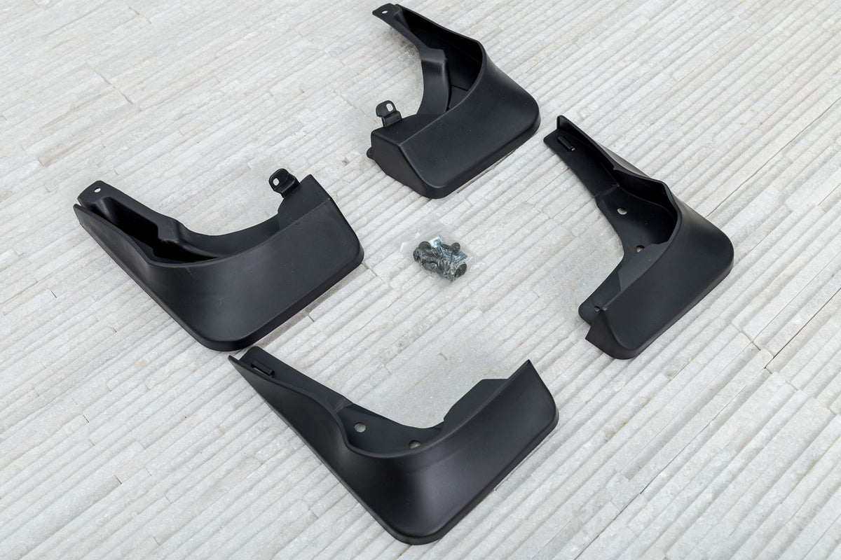 Ven-Tuning skvettlapp til Mercedes CLA 45 AMG – svart ABS