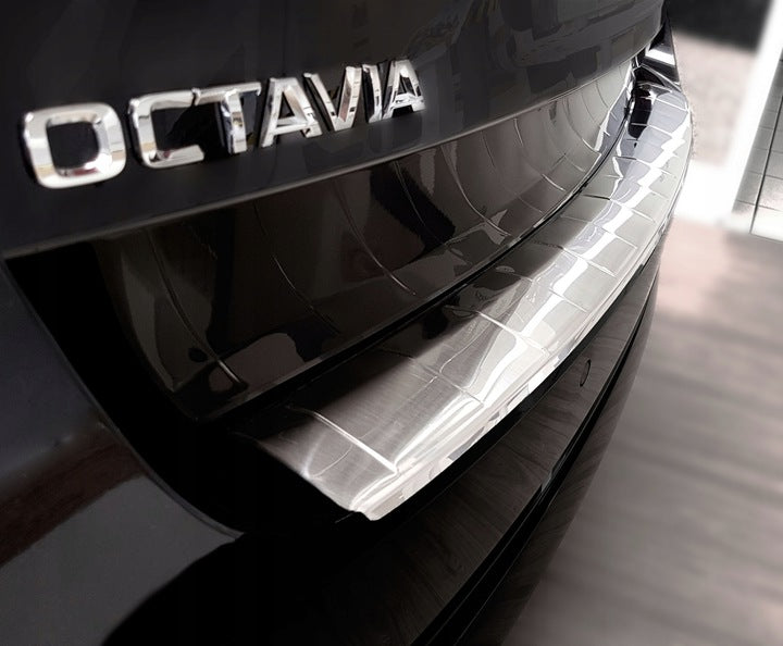 Avisa bakfangerbeskytter til Skoda Octavia IV Stasjonsvogn – rustfritt stål