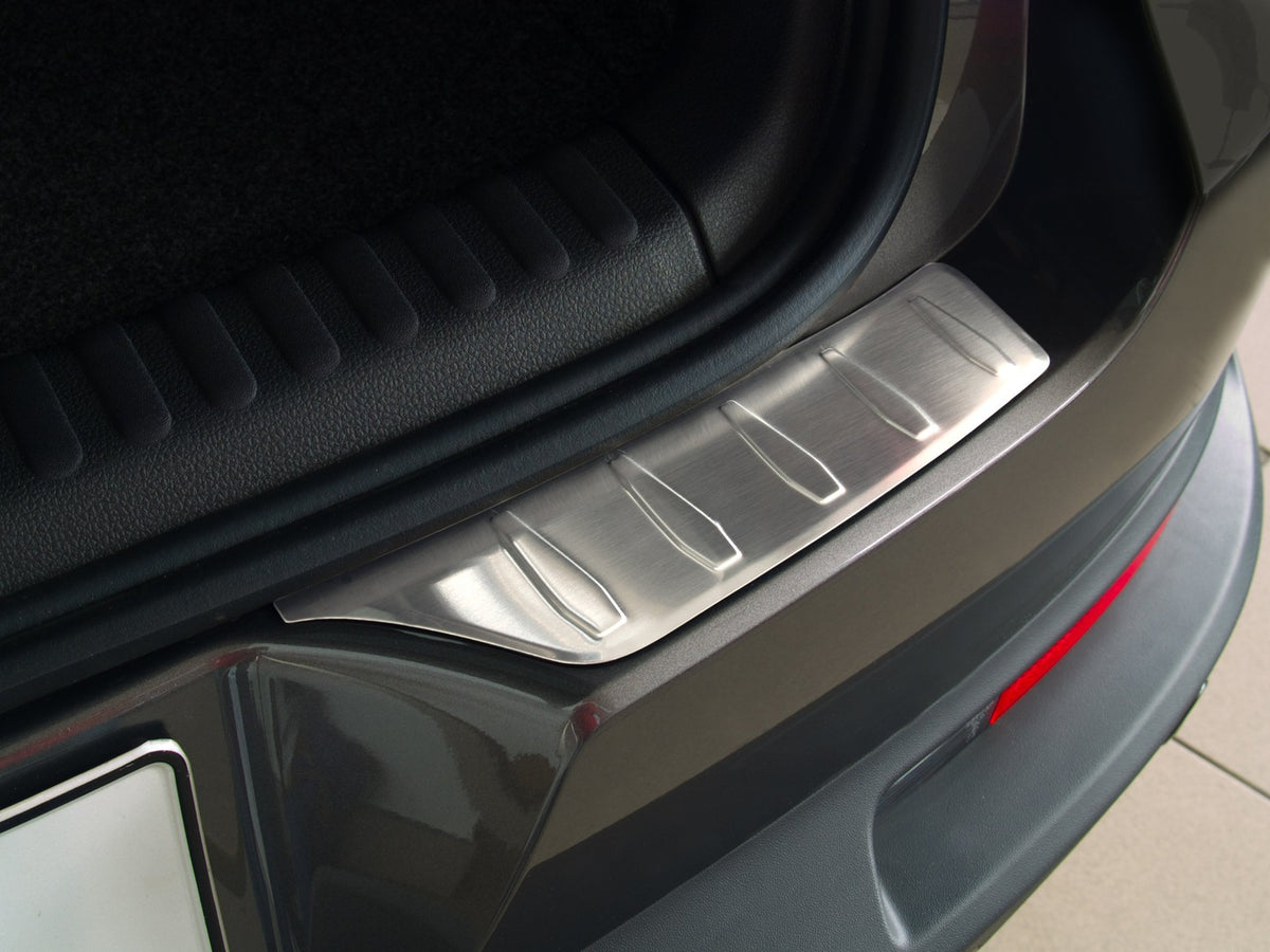 Avisa bakfangerbeskytter til Vw Tiguan / Silver Edition – sølv børstet finish