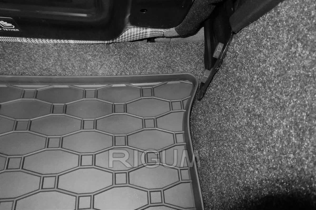 Rigum bagasjeromsmatte til Fiat 500 – med 10 mm sidekant