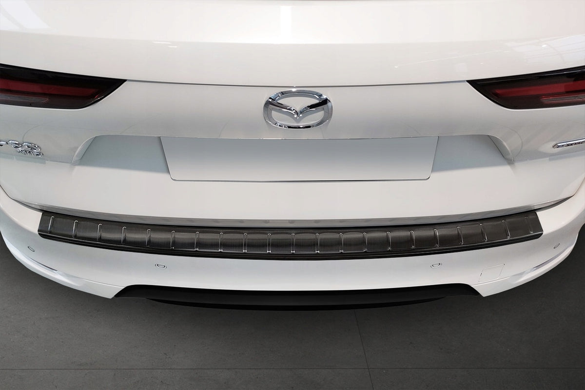 Avisa bakfangerbeskytter til Mazda CX-60 – skreddersydd passform