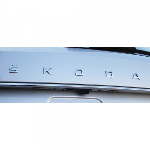 Emblem/logo til Skoda Superb III Facelift Chrome i krom, original Genuine® Skoda-del for bakluke