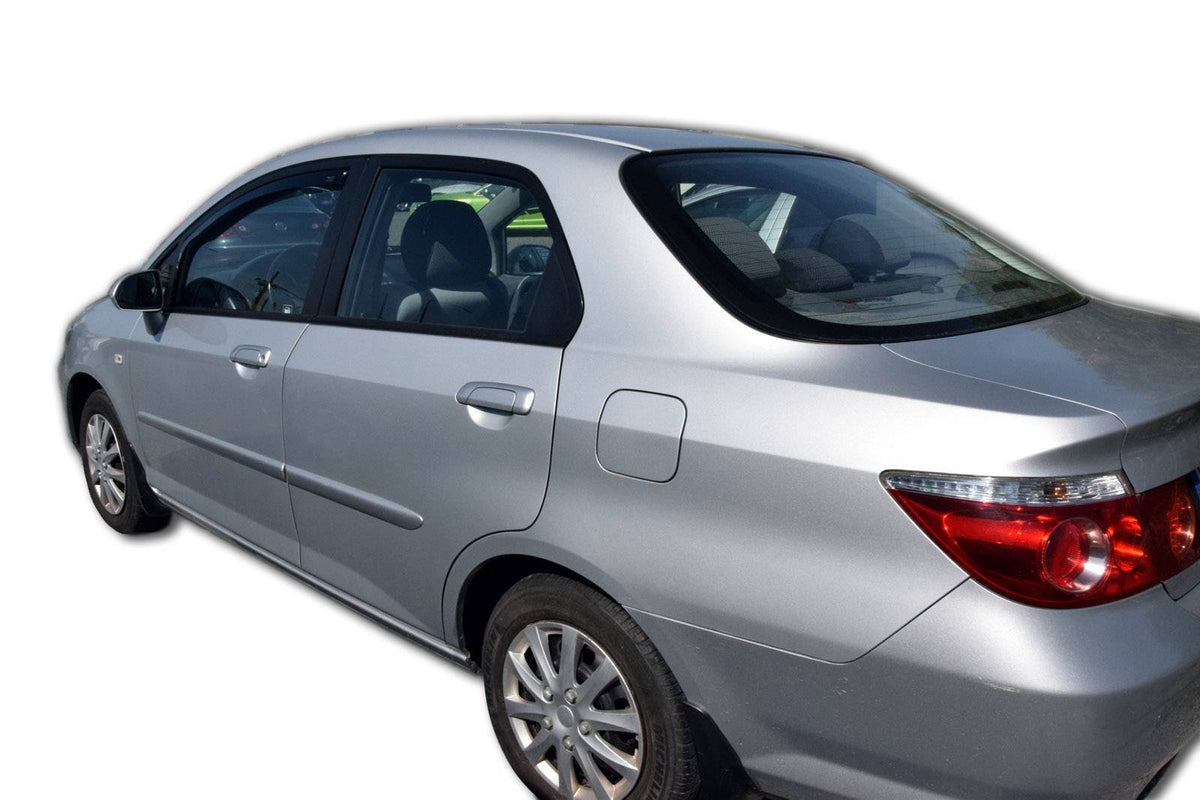 Vindavviser Honda CITY 4-dørs (2006-2009) – PMMA Plexi - nærbilde