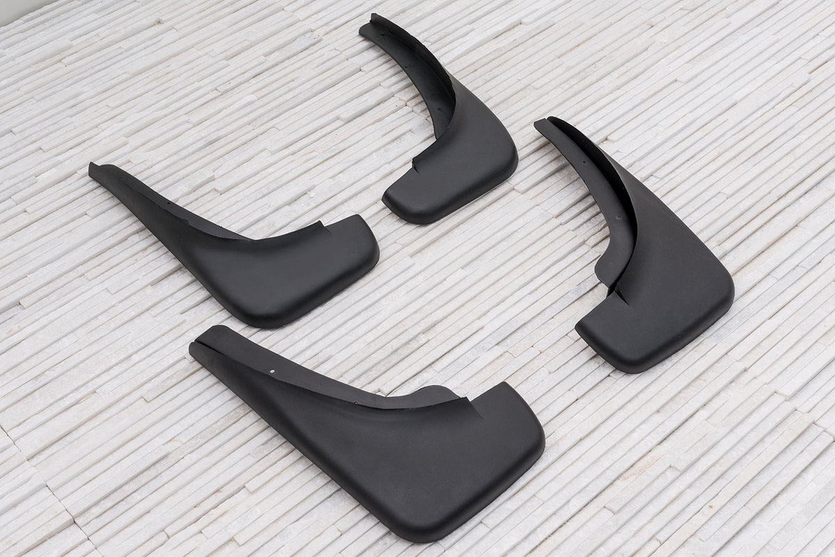 Ven-Tuning skvettlapp til Vw Golf IV Hatchback / Golf V Hatchback – svart ABS