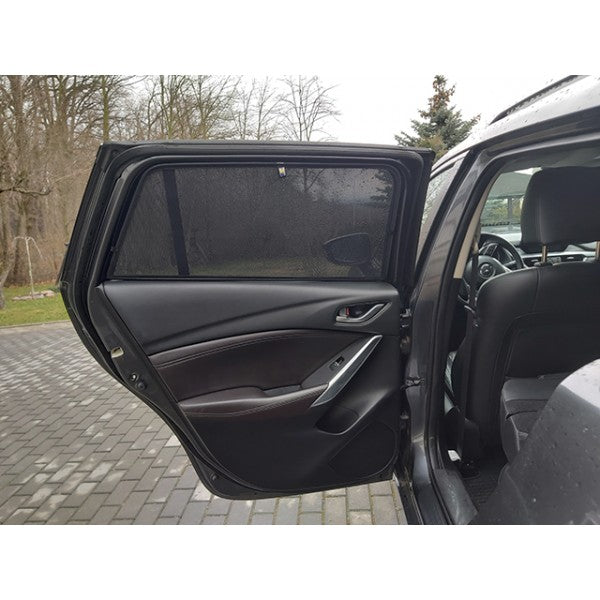Solskjerm Mazda 6 (GJ/GL) Stasjonsvogn III (2012-2024) (2 stk) - nærbilde