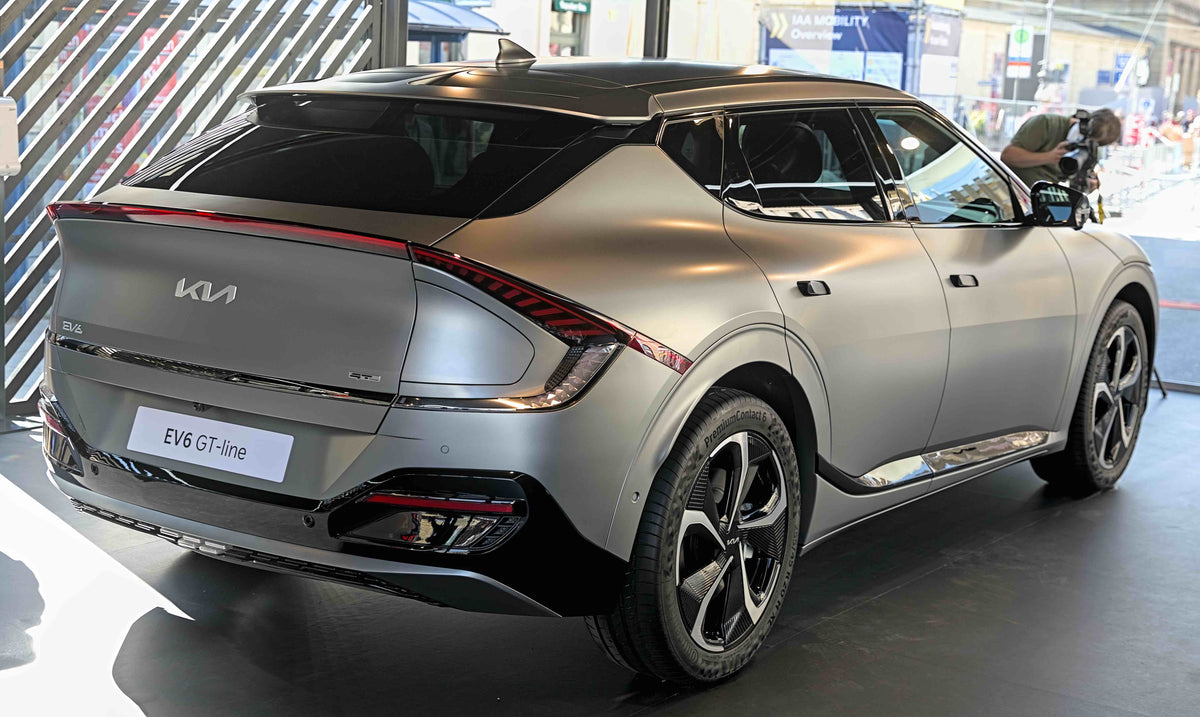 Kia OEM skvettlapp til Kia EV6 GT-Line / sett 2 stk. – bakhjulmontering