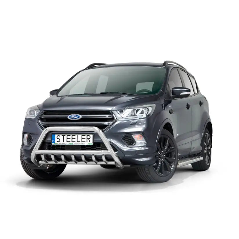 Frontbøyle Ford Kuga 17-19 EC godkjent montert på mørk SUV med sølvfarget kufanger og svarte felger.