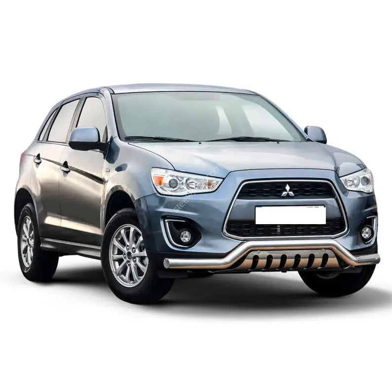 Frontbøyle Mitsubishi ASX 12-16 EC godkjent lav med plate montert på grå SUV mot hvit bakgrunn.
