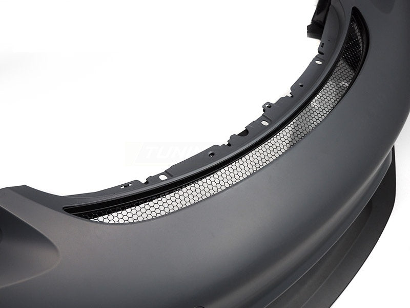 Detaljbilde av RS-design frontfanger til Porsche Cayman 718