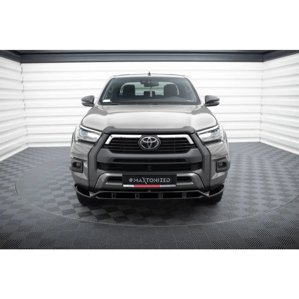 Frontleppe Toyota Hilux Invincible Mk8 Facelift