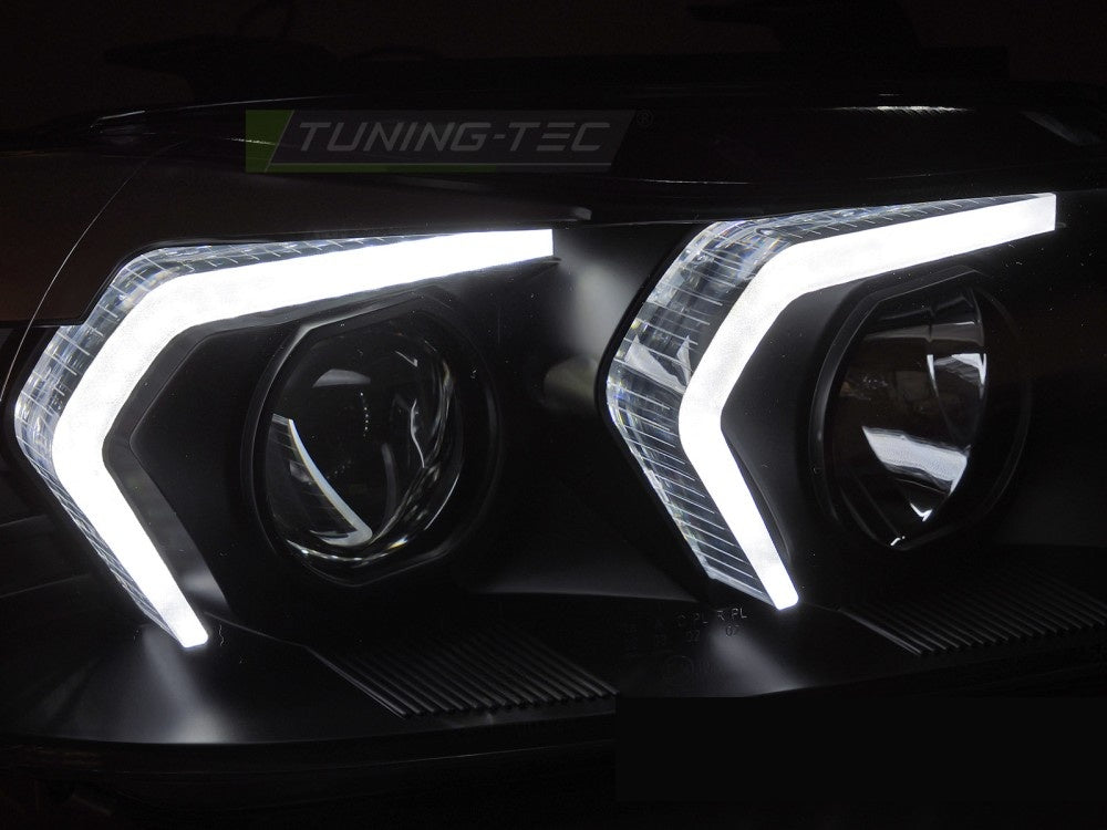 BMW E91 Touring LED frontlykter svart finish montert sett skrått forfra