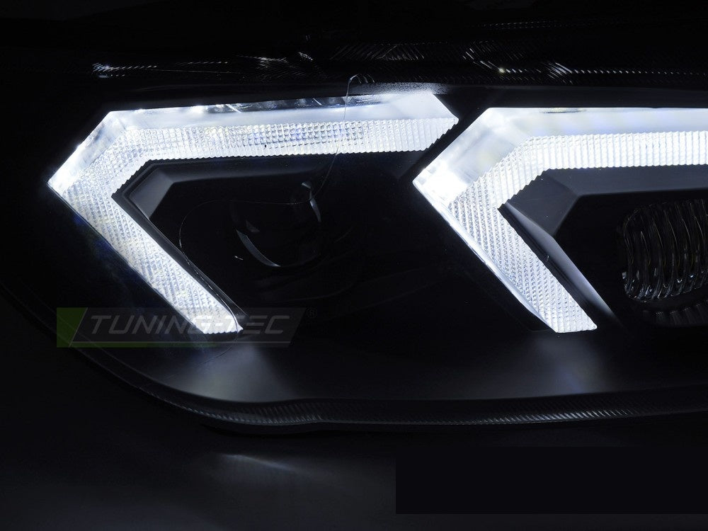 BMW E92 LCI frontlykter med sort innramming og xenon-teknologi