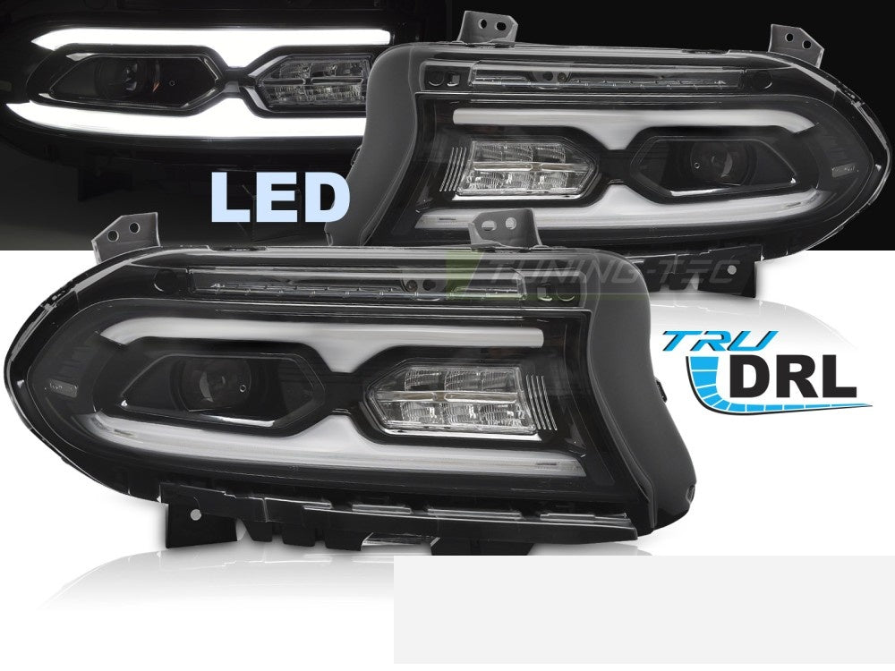 Svarte LED-frontlykter til Dodge Charger montert på bil sett fra siden