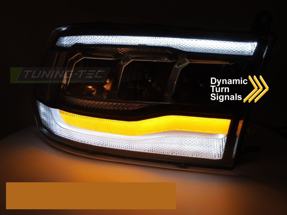 Dodge Ram LED frontlykter med integrert DRL montert på kjøretøy