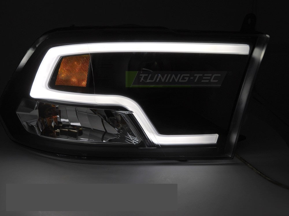 Dodge Ram 09-18 frontlykter LPDO39 svart hus projektorlinse komplett sett