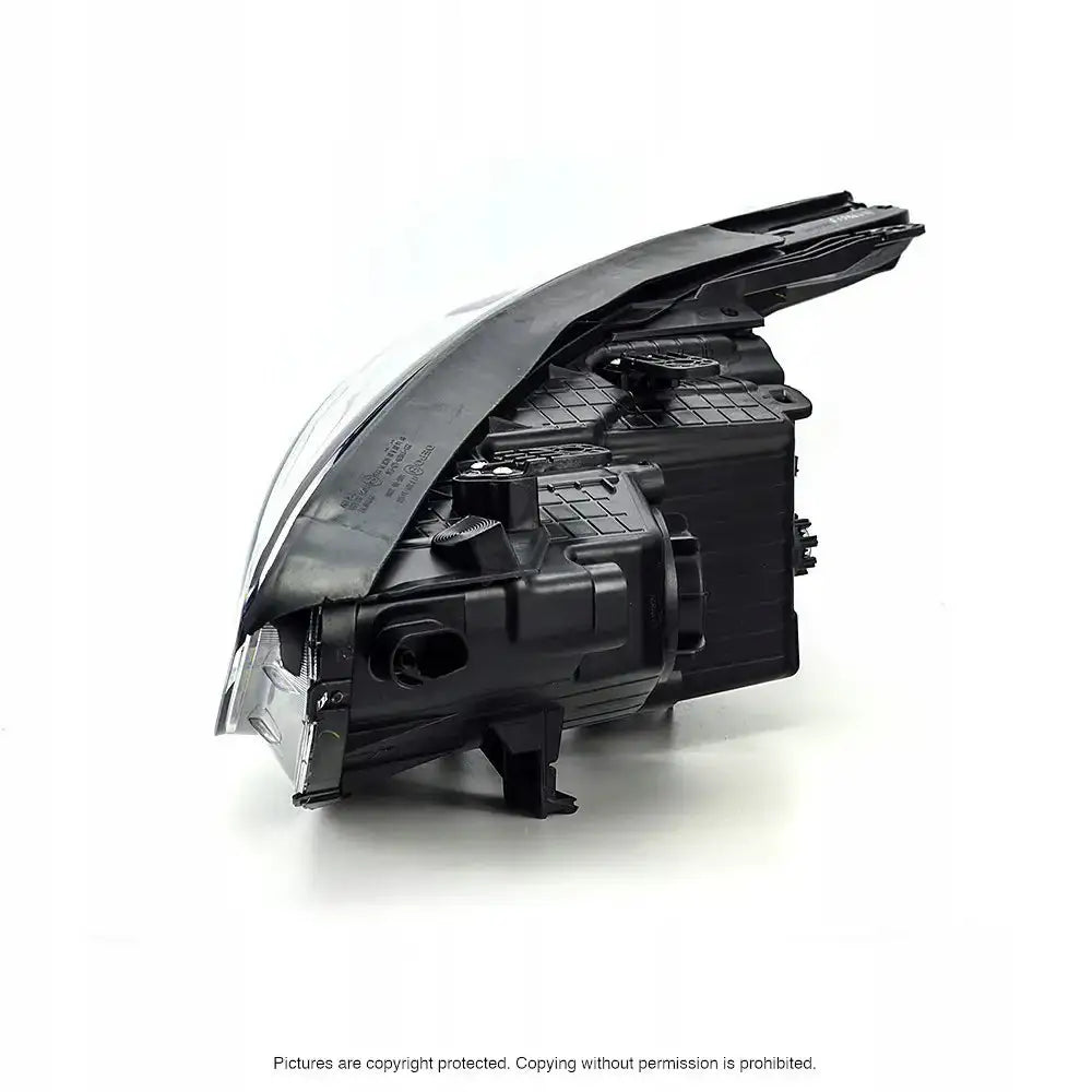 Headlights Hyundai Santa Fe 12-15 LED, H7/H7 sett fra skrå bakside med synlige festepunkter.