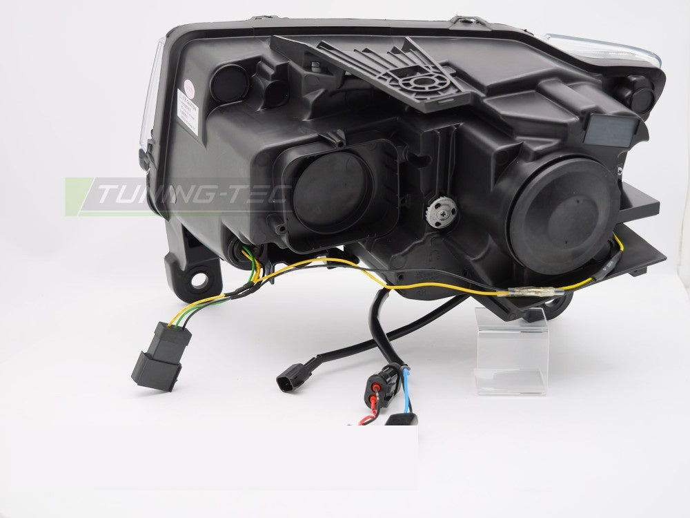 Komplett sett svarte frontlykter med LED tube light til Jeep Grand Cherokee WK2 2014-2021