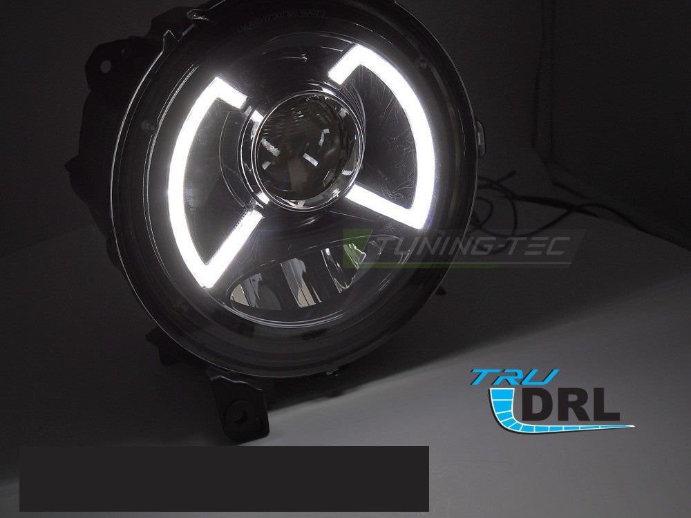 Komplett sett LED DRL frontlykter Jeep Wrangler JL montert på kjøretøy