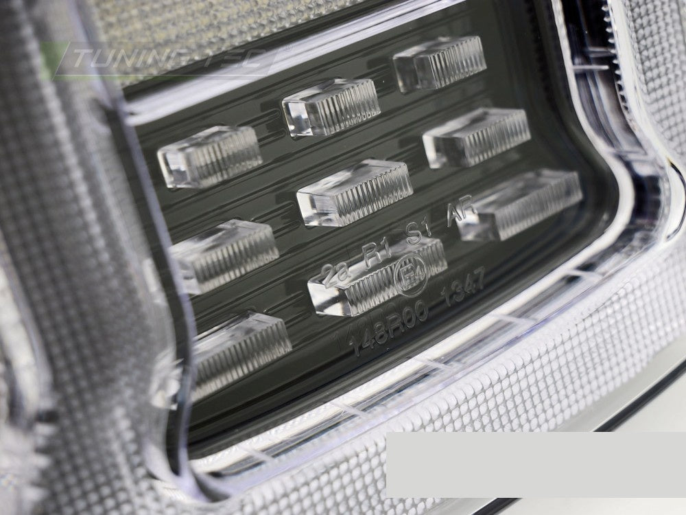 Hvit LED frontlykt Jeep Wrangler YJ TJ sett bakfra med kabling