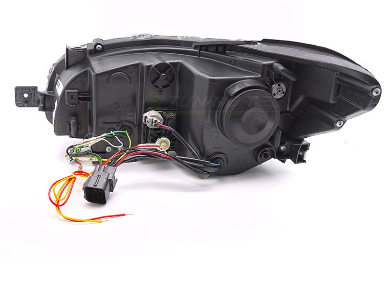 Subaru WRX krom frontlykter LED DRL detaljbilde av lysmodul