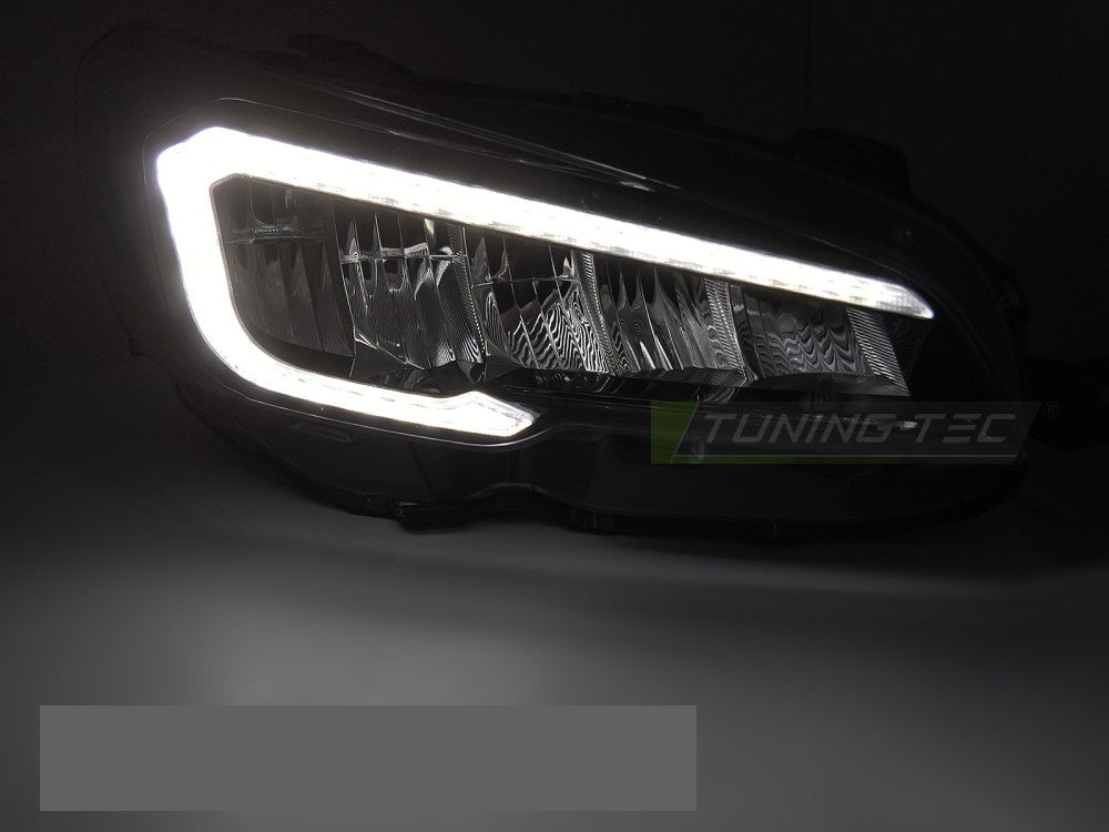 Subaru WRX frontlykter svart med LED-lysstripe detaljbilde av linse