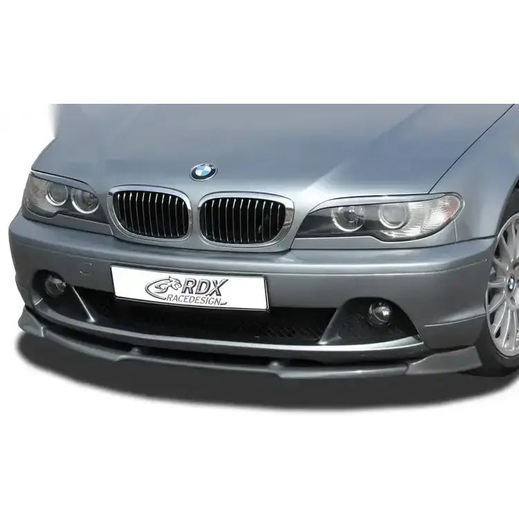Frontleppe BMW 3 Serie E46 Coupe/Cabrio Vario X montert på sølvfarget bil sett rett forfra.