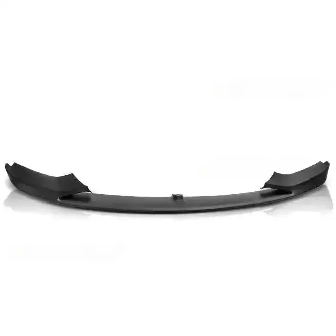 Frontsplitter til BMW 4-serie F32/F33/F36 M Performance, sort plast med buede former sett forfra.