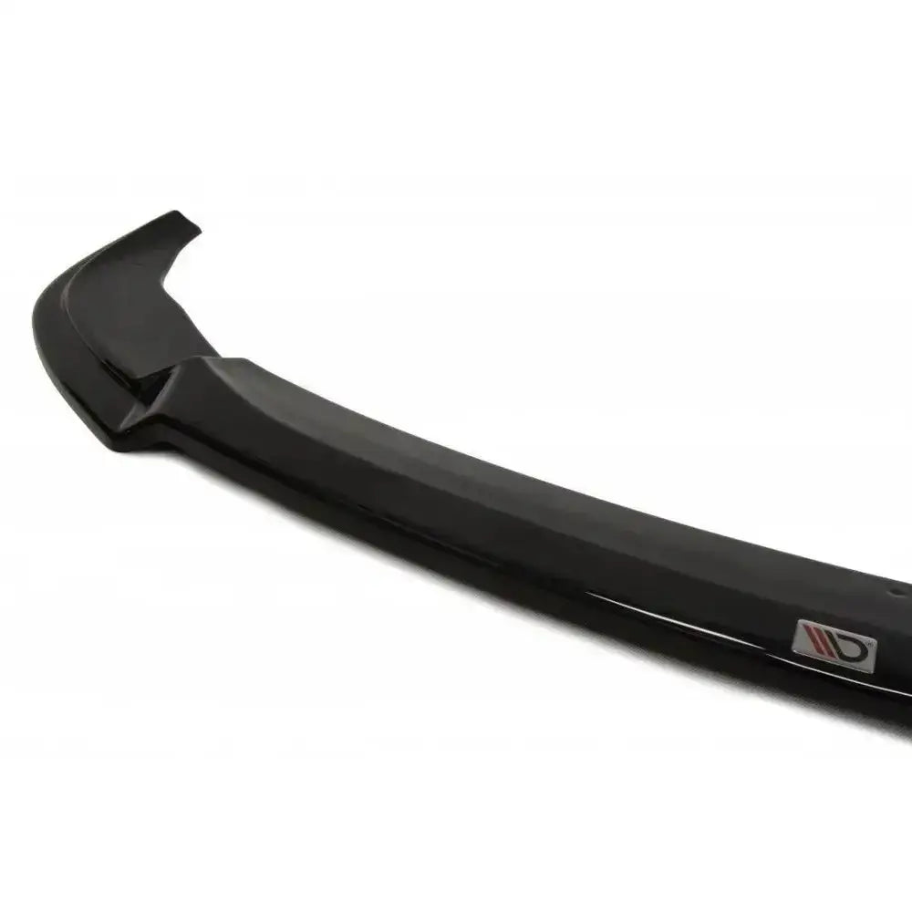 Frontsplitter til Bmw 5 E60/61 M-Pack i sort blank plast med avrundede linjer og liten logo.