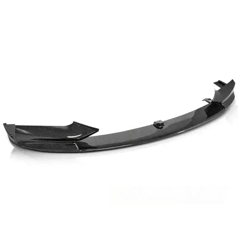 Frontleppe til BMW F10/F11/F18 M-Performance i sort karbonlook med glanset finish, sett ovenfra.
