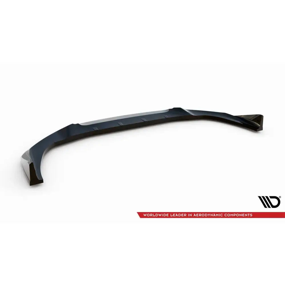 Front splitter til BMW Z4 M40i G29, sort plast, skrå vinkel mot hvit bakgrunn med logo nederst.