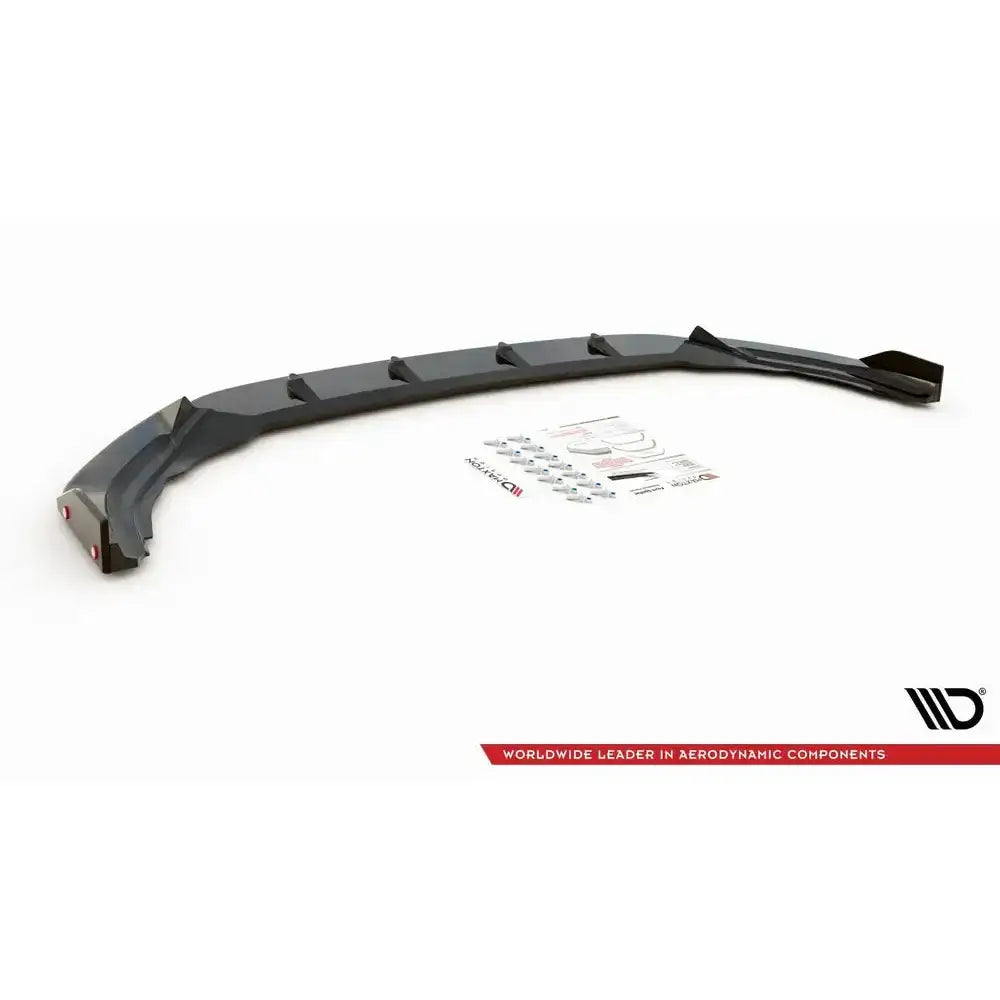 Frontleppe til Volkswagen Golf R Mk8 V.2, sett ovenfra med flaps, utstyr og klistremerker.